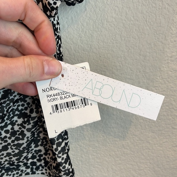 NWT Abound Puff Sleeve Cow Print Top Size Large - Picture 6 of 9